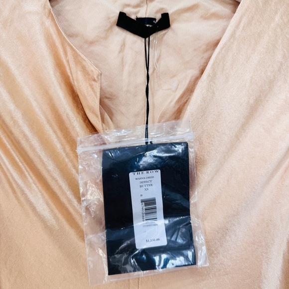 The Row satin Elegant Cream/ peachy Sleeveless Dress NWT - Picture 3 of 12